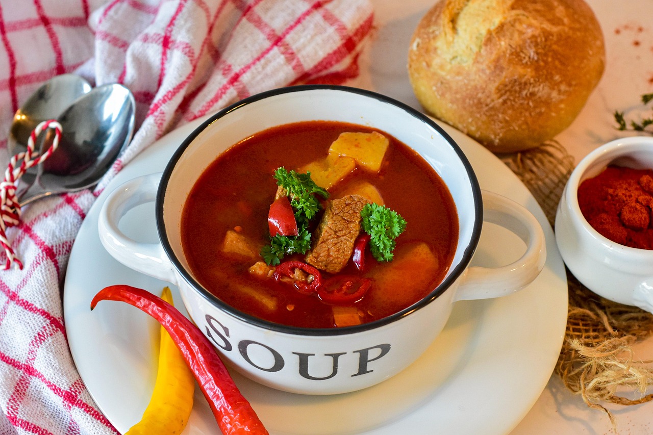 goulash, soup, dish, food, goulash soup, stew, broth, meat, vegetables, potatoes, paprika, paprika powder, hot, spicy, cooked, delicious, cuisine, hungarian, food photography, bowl, plate, goulash, soup, soup, soup, soup, soup, stew, stew, stew, broth