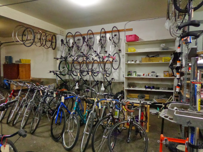 Earl’s Bike Shop