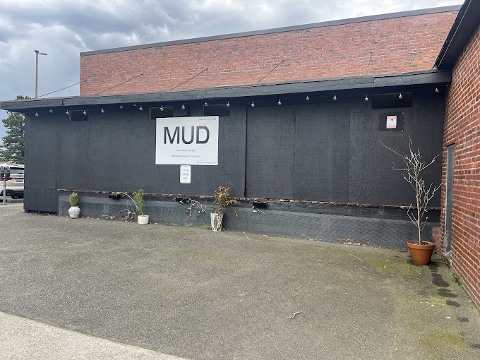 MUD Ceramics Studio