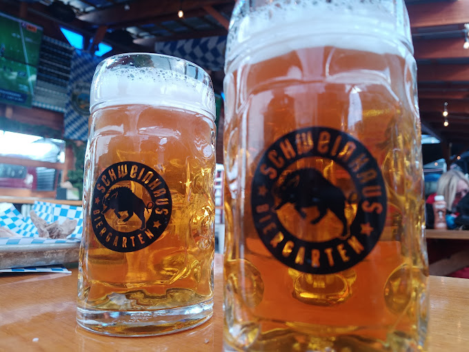 Schweinhaus Biergarten